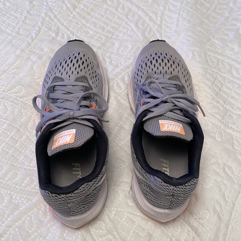 Nike ZOOM WINFLO 4 Athletic Running Shoes Size 6 Lightly Used Fall Color - Picture 4 of 16